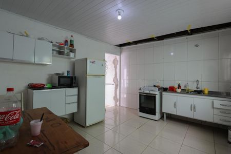 Casa à venda com 868m², 4 quartos e 5 vagasCasa 3 - Cozinha
