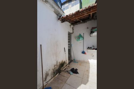 Casa à venda com 868m², 4 quartos e 5 vagasCasa 3 - Área de serviço