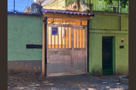 Casa à venda com 50m², 2 quartos e 1 vaga Casa à venda com 50m², 2 quartos e 1 vagaFachada e portaria