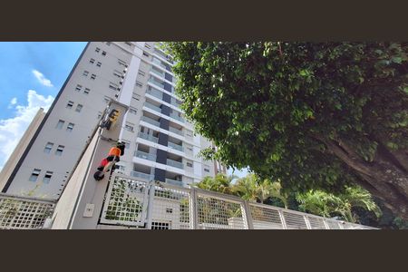 Apartamento para alugar com 75m², 2 quartos e 2 vagasFachada