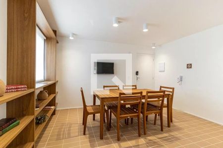 Apartamento para alugar com 25m², 1 quarto e sem vaga Apartamento para alugar com 25m², 1 quarto e sem vagaÁrea comum - Salão de festas