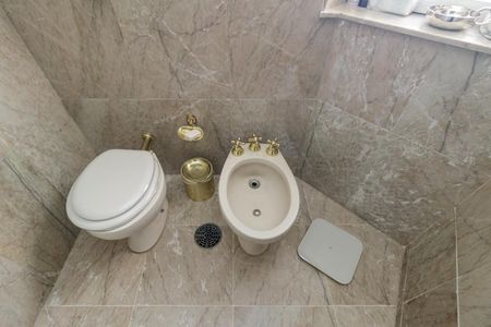 Apartamento à venda com 430m², 4 quartos e 4 vagasBanheiro 1 - Suíte