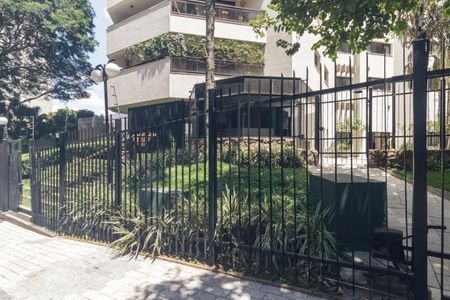 Apartamento à venda com 430m², 4 quartos e 4 vagasFachada