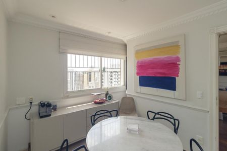 Apartamento à venda com 430m², 4 quartos e 4 vagasCopa