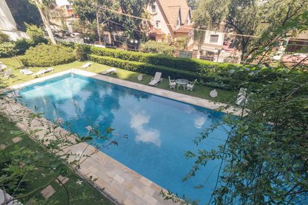 Apartamento à venda com 430m², 4 quartos e 4 vagasÁrea comum - Piscina
