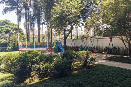Apartamento à venda com 430m², 4 quartos e 4 vagasÁrea comum - Playground