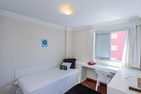 Apartamento à venda com 198m², 4 quartos e 2 vagas Apartamento à venda com 198m², 4 quartos e 2 vagasQuarto 2