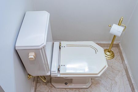 Apartamento à venda com 198m², 4 quartos e 2 vagas Apartamento à venda com 198m², 4 quartos e 2 vagasLavabo