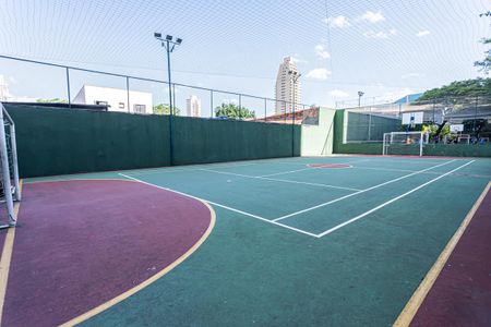 Apartamento à venda com 198m², 4 quartos e 2 vagas Apartamento à venda com 198m², 4 quartos e 2 vagasQuadra Esportiva