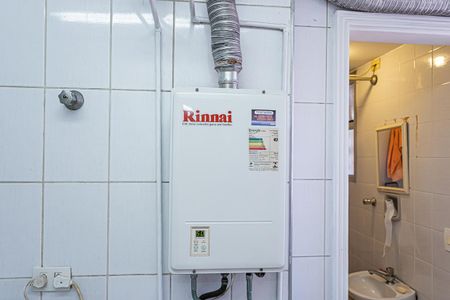 Apartamento à venda com 198m², 4 quartos e 2 vagas Apartamento à venda com 198m², 4 quartos e 2 vagasÁrea de Serviço