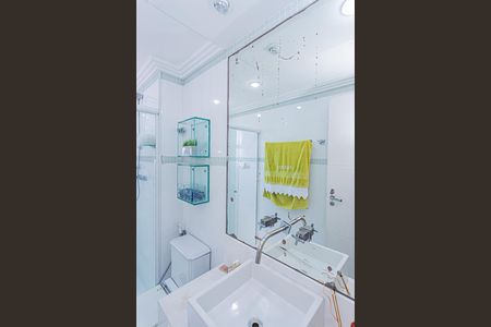 Apartamento à venda com 198m², 4 quartos e 2 vagas Apartamento à venda com 198m², 4 quartos e 2 vagasBanheiro