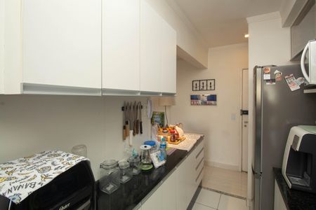 Apartamento à venda com 96m², 2 quartos e 1 vaga Apartamento à venda com 96m², 2 quartos e 1 vagaCozinha