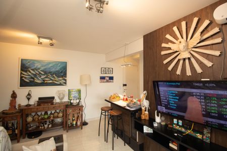 Apartamento à venda com 96m², 2 quartos e 1 vaga Apartamento à venda com 96m², 2 quartos e 1 vagaSala