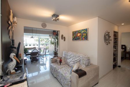 Apartamento à venda com 96m², 2 quartos e 1 vaga Apartamento à venda com 96m², 2 quartos e 1 vagaSala