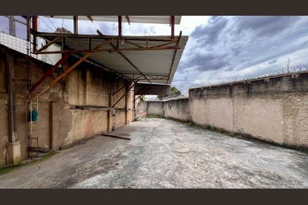 Casa à venda com 310m², 4 quartos e 8 vagasGaragem