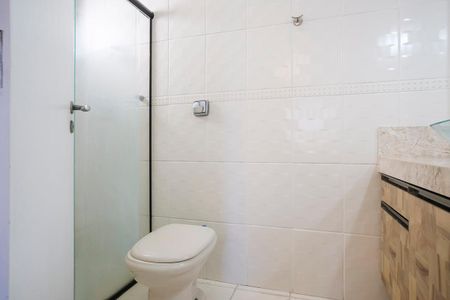 Apartamento à venda com 103m², 3 quartos e 2 vagasBanheiro da suíte