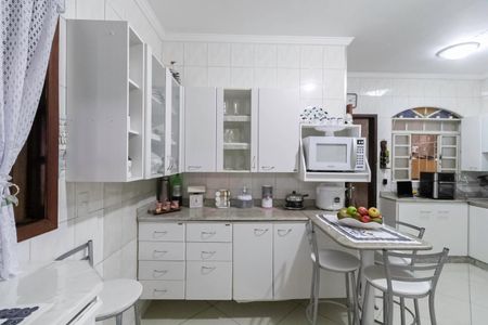 Casa à venda com 200m², 3 quartos e 2 vagasCozinha