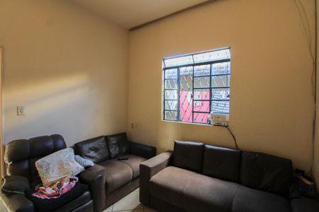 Casa à venda com 100m², 7 quartos e sem vaga Casa à venda com 100m², 7 quartos e sem vagaSala 2 - CASA 2