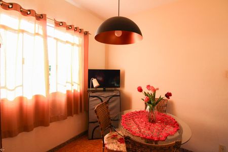 Casa à venda com 100m², 7 quartos e sem vaga Casa à venda com 100m², 7 quartos e sem vagaCopa - CASA 1