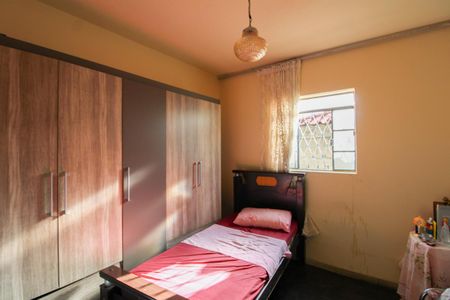 Casa à venda com 100m², 7 quartos e sem vaga Casa à venda com 100m², 7 quartos e sem vagaQuarto 1 - CASA 2