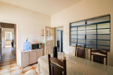 Casa à venda com 100m², 7 quartos e sem vaga Casa à venda com 100m², 7 quartos e sem vagaSala 3 - CASA 2