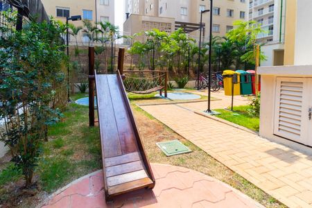 Apartamento para alugar com 35m², 2 quartos e sem vaga Apartamento para alugar com 35m², 2 quartos e sem vagaÁrea comum - Playground