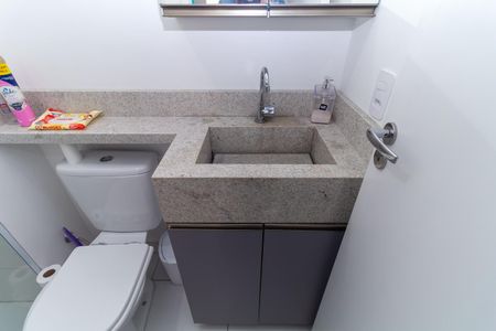 Apartamento para alugar com 35m², 2 quartos e sem vaga Apartamento para alugar com 35m², 2 quartos e sem vagaBanheiro