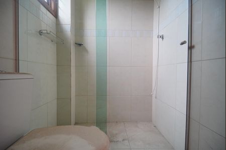 Casa para alugar com 300m², 6 quartos e 4 vagasBanheiro 3