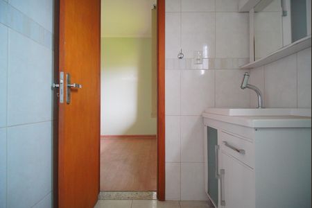 Casa para alugar com 300m², 6 quartos e 4 vagasBanheiro 1