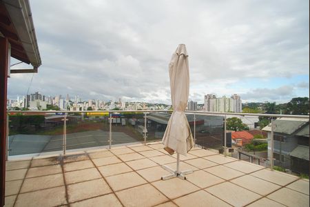 Casa para alugar com 300m², 6 quartos e 4 vagasvaranda da Suíte 2