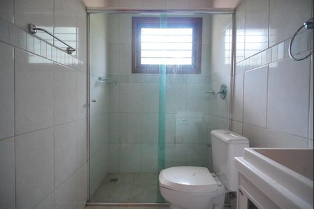 Casa para alugar com 300m², 6 quartos e 4 vagasBanheiro 2