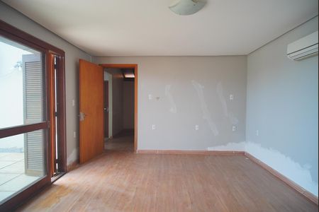 Casa para alugar com 300m², 6 quartos e 4 vagasSuíte 2