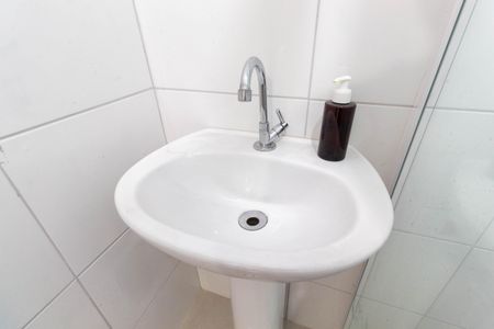 Apartamento para alugar com 38m², 2 quartos e sem vagaBanheiro