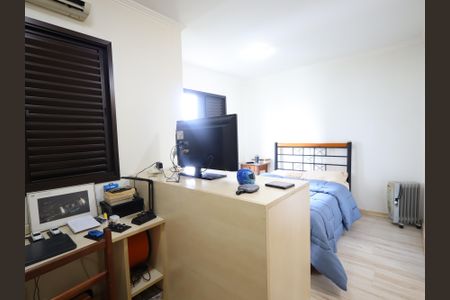 Apartamento à venda com 67m², 2 quartos e 2 vagasQuarto