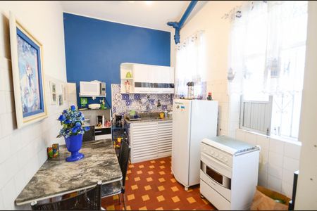 Casa à venda com 247m², 4 quartos e 4 vagasCozinha