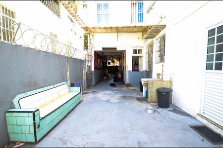 Casa à venda com 247m², 4 quartos e 4 vagasÁrea externa