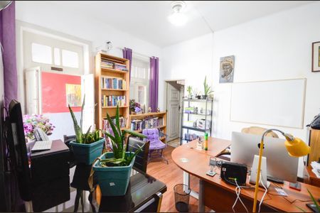 Casa à venda com 247m², 4 quartos e 4 vagasSala