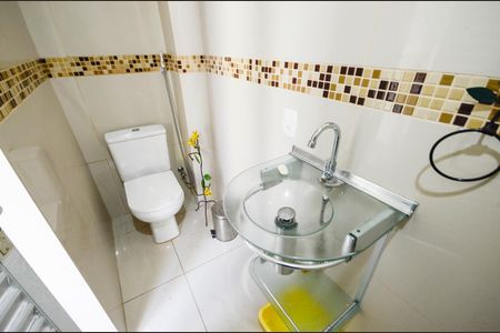 Casa à venda com 247m², 4 quartos e 4 vagasBanheiro 3