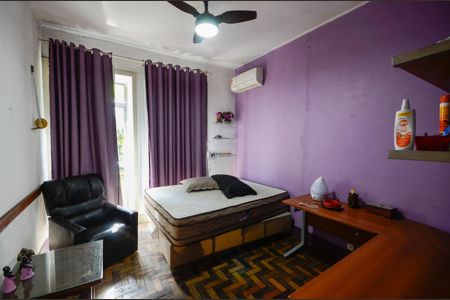 Casa à venda com 247m², 4 quartos e 4 vagasQuarto 2