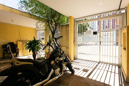 Casa para alugar com 65m², 2 quartos e 1 vaga Casa para alugar com 65m², 2 quartos e 1 vagaGaragem