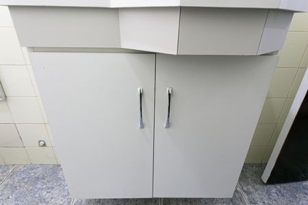Casa para alugar com 65m², 2 quartos e 1 vaga Casa para alugar com 65m², 2 quartos e 1 vagaBanheiro