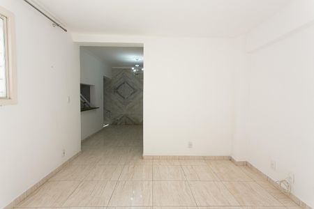 Casa para alugar com 65m², 2 quartos e 1 vaga Casa para alugar com 65m², 2 quartos e 1 vagaSala 2