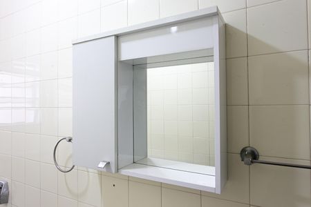 Casa para alugar com 65m², 2 quartos e 1 vaga Casa para alugar com 65m², 2 quartos e 1 vagaBanheiro