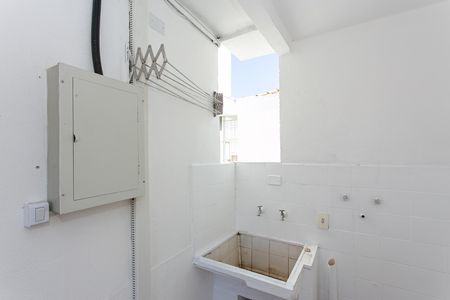 Casa para alugar com 65m², 2 quartos e 1 vaga Casa para alugar com 65m², 2 quartos e 1 vagaÁrea de Serviço