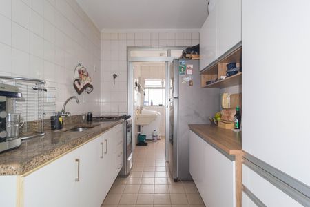 Apartamento à venda com 81m², 3 quartos e 2 vagasCozinha