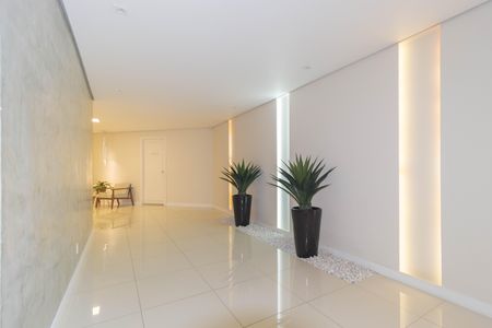 Apartamento à venda com 81m², 3 quartos e 2 vagasHall social