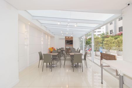 Apartamento à venda com 81m², 3 quartos e 2 vagasSalão de Festas