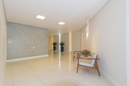 Apartamento à venda com 81m², 3 quartos e 2 vagasHall social