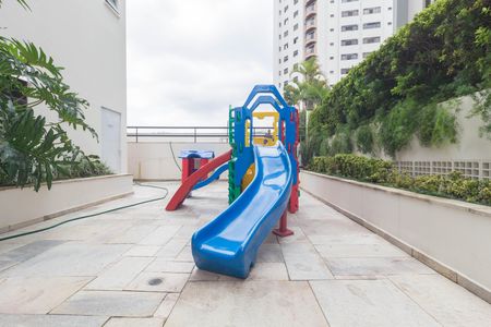 Apartamento à venda com 81m², 3 quartos e 2 vagasPlayground