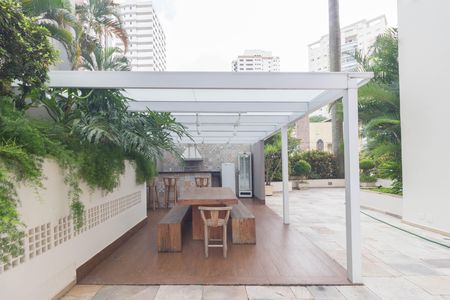 Apartamento à venda com 81m², 3 quartos e 2 vagasChurrasqueira